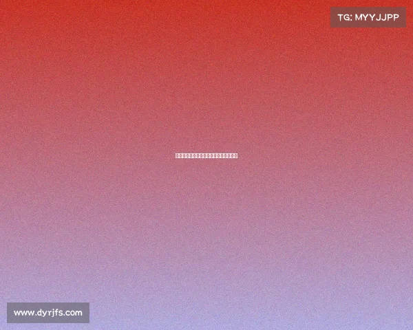 《指尖竞逐：电竞场上的另类绿茵风云》